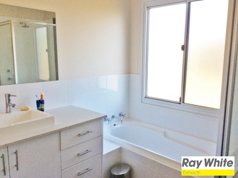 11B Otway Court, Onslow WA 6710