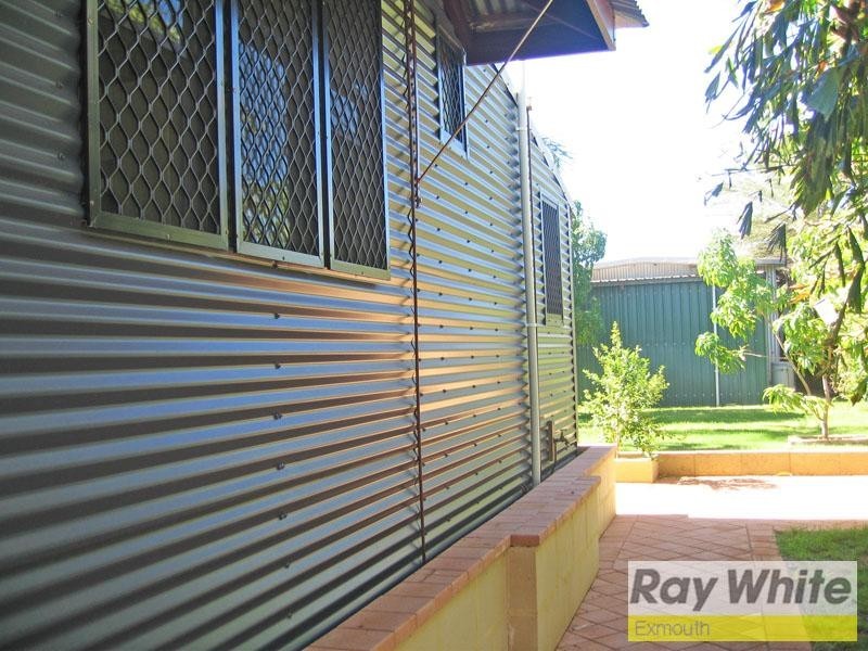 44 Third Avenue, Onslow WA 6710