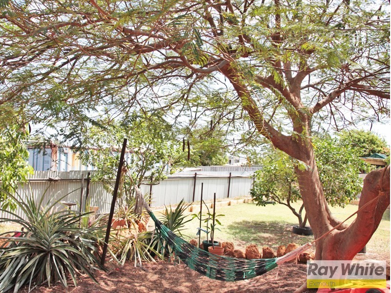 2 Hooley Avenue, Onslow WA 6710