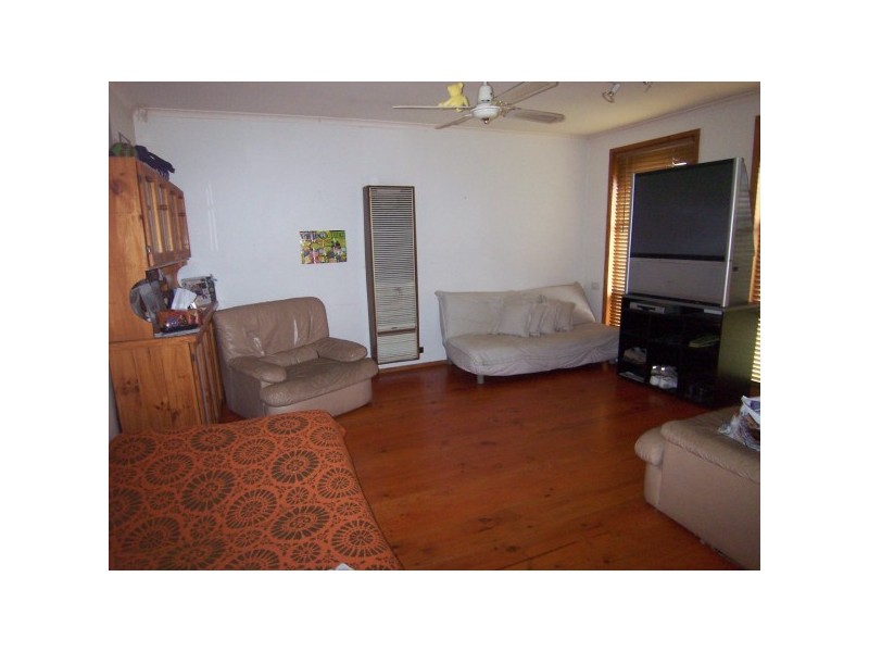 25 Bouvardia Crescent, Frankston North VIC 3200