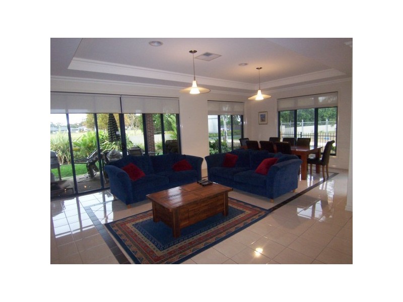 15 O’Keefe Terrace, Sandhurst VIC 3977