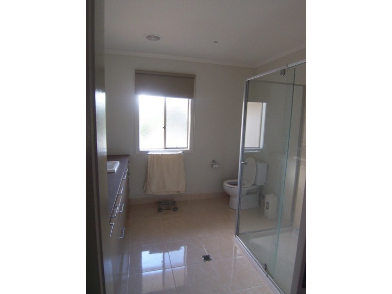 19 Spence Terrace, Sandhurst VIC 3977