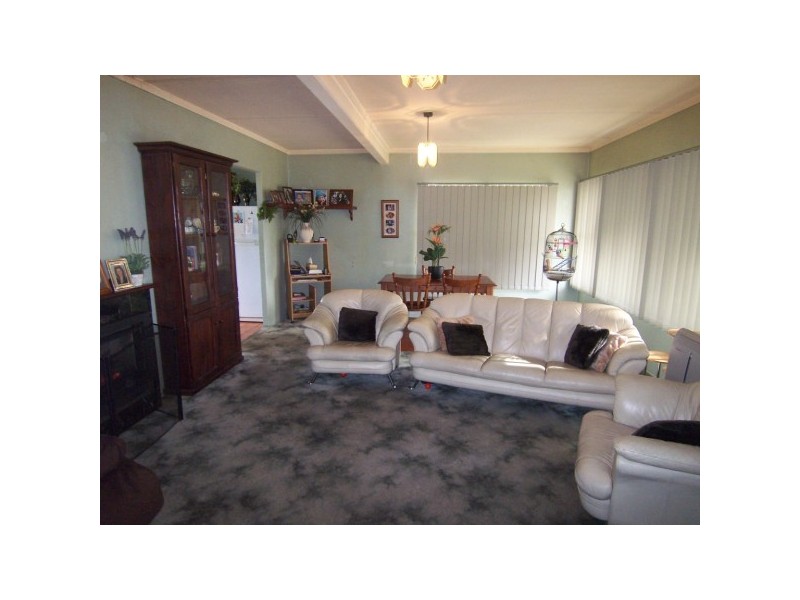 68 Forest Drive, Frankston North VIC 3200