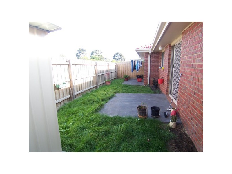 11 Coco Parade, Skye VIC 3977