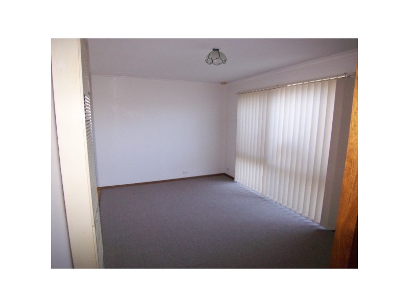 19 Paras Drive, Carrum Downs VIC 3201