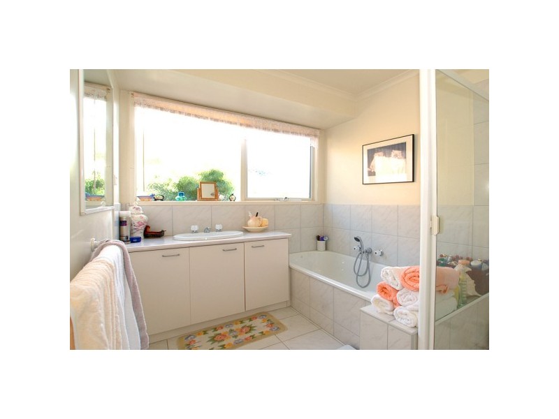 4 Claire Court, Langwarrin VIC 3910