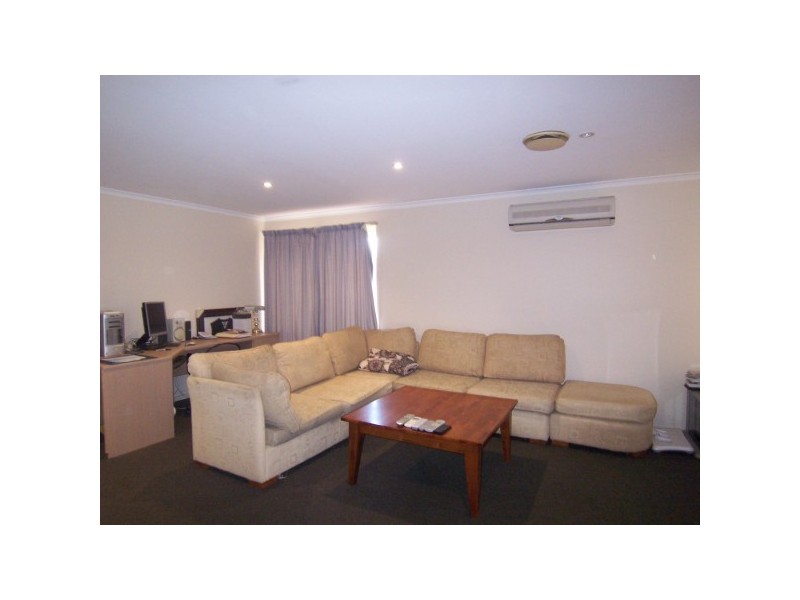 5 Alice Court, Skye VIC 3977