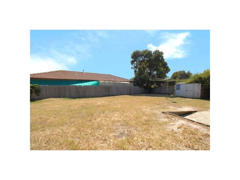 1 Tremaine Court, Carrum Downs VIC 3201