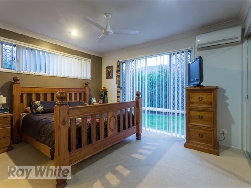 30 Aqua Crest, Redland Bay QLD 4165