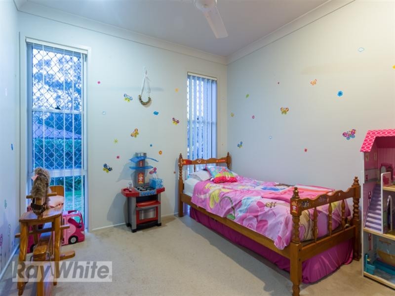 30 Aqua Crest, Redland Bay QLD 4165