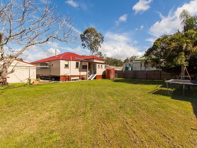 136 Main Street, Redland Bay QLD 4165