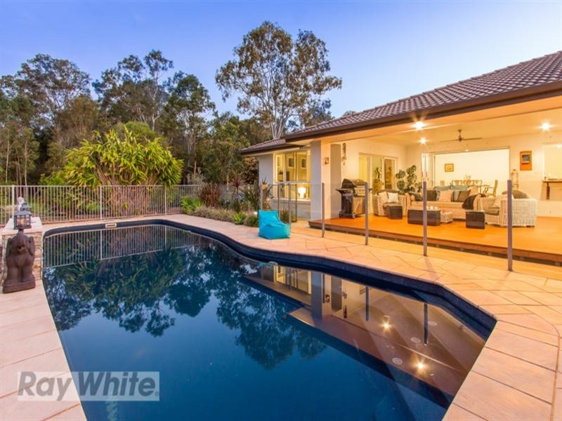 41-43 Pinecone Place, Thornlands QLD 4164