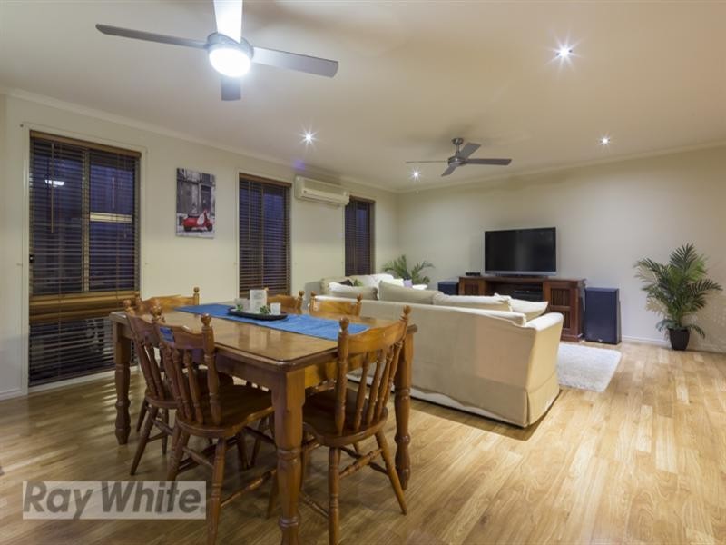 33 Aquila Street, Redland Bay QLD 4165