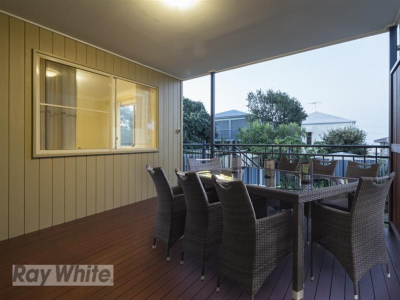 48 Carlton Terrace, Wynnum QLD 4178