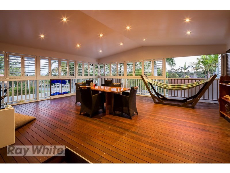 22 Wilkie Street, Redland Bay QLD 4165