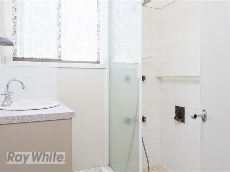 211 Dart Street, Redland Bay QLD 4165