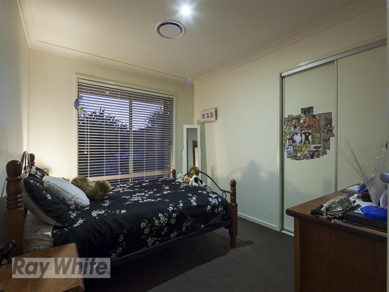 17 Sapium Road, Redland Bay QLD 4165