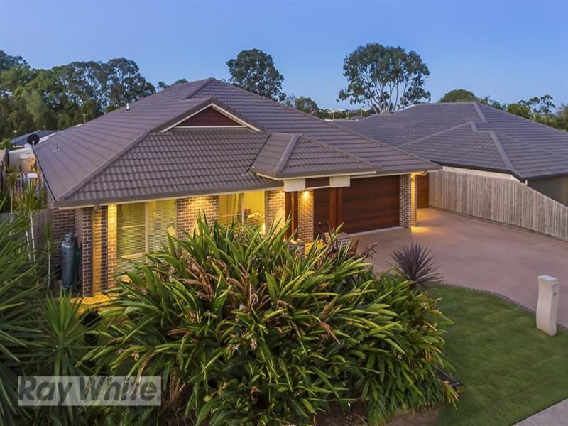 17 Sapium Road, Redland Bay QLD 4165