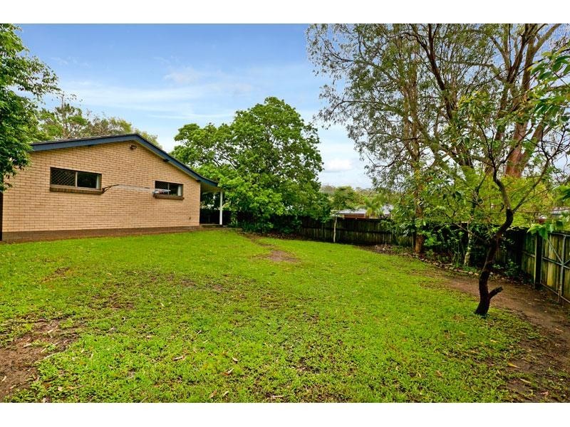 32 Mergowie Drive, Cleveland QLD 4163