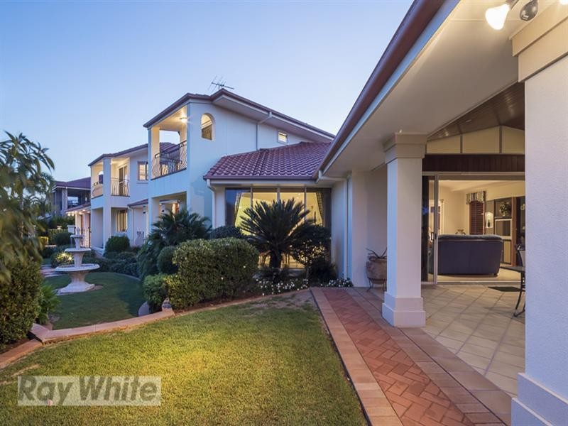 12 Viewfield Street, Redland Bay QLD 4165