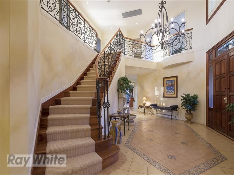 12 Viewfield Street, Redland Bay QLD 4165