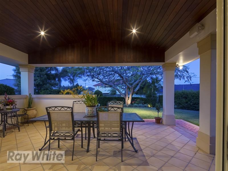 12 Viewfield Street, Redland Bay QLD 4165