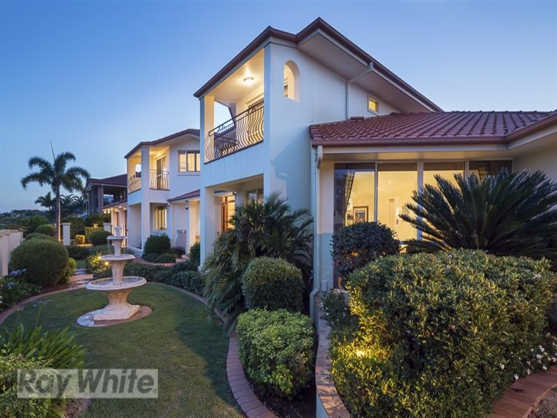 12 Viewfield Street, Redland Bay QLD 4165