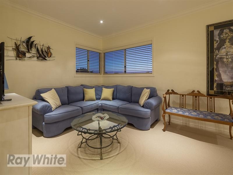 12 Viewfield Street, Redland Bay QLD 4165
