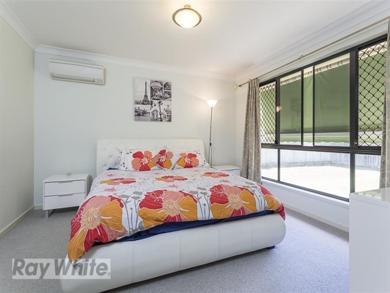 3 Turquoise Street, Redland Bay QLD 4165