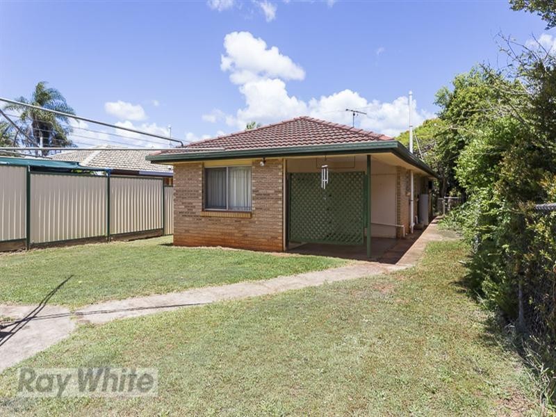 134 Cane Street, Redland Bay QLD 4165