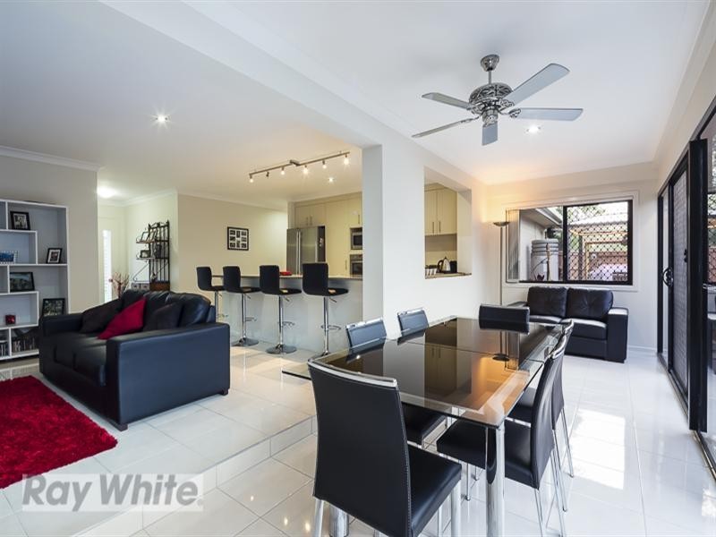 8 Cordia Close, Redland Bay QLD 4165