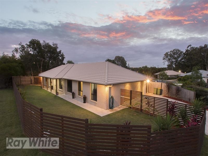 8 Cordia Close, Redland Bay QLD 4165