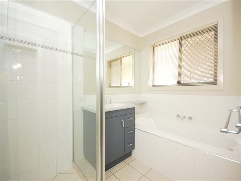 206 Coburg Street, Cleveland QLD 4163