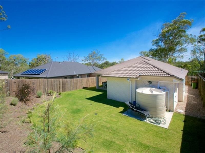 18 Park Edge Place, Redland Bay QLD 4165