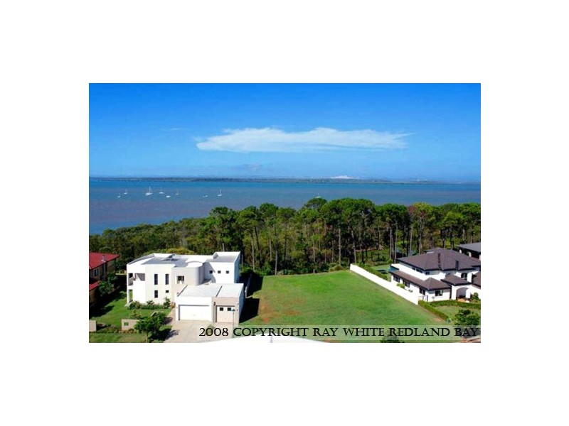 15 The Rampart, Redland Bay QLD 4165
