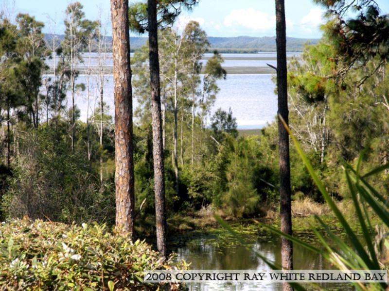 15 The Rampart, Redland Bay QLD 4165