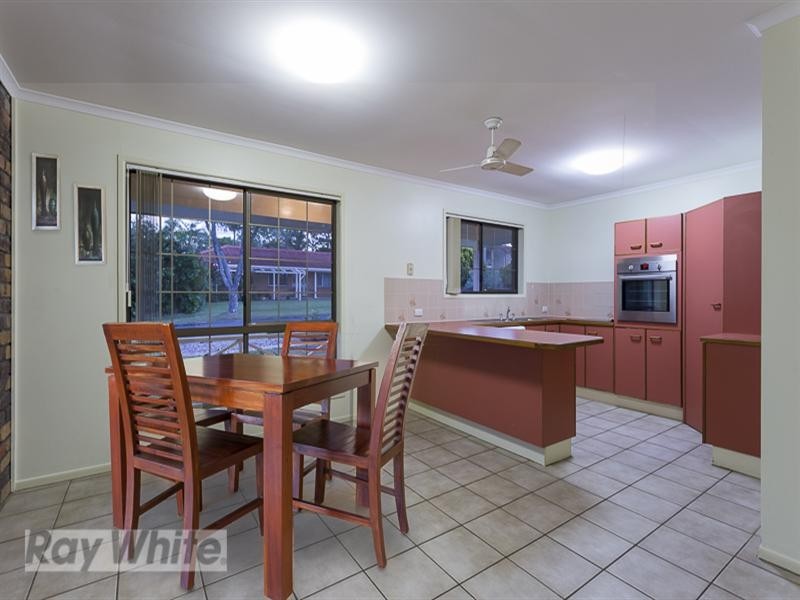 12 Tarcutta Street, Cleveland QLD 4163