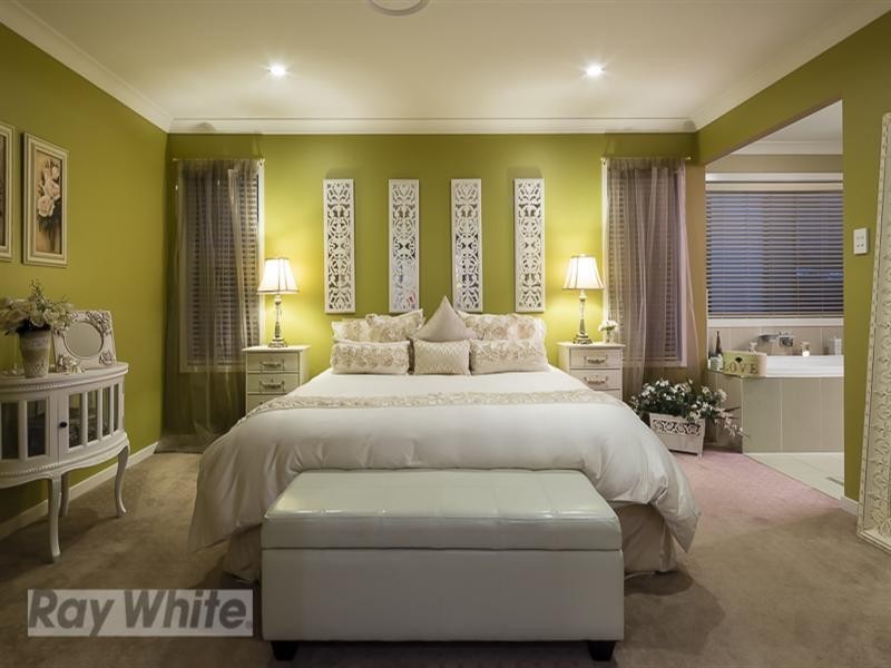 8 Grosgrain Court, Mount Cotton QLD 4165