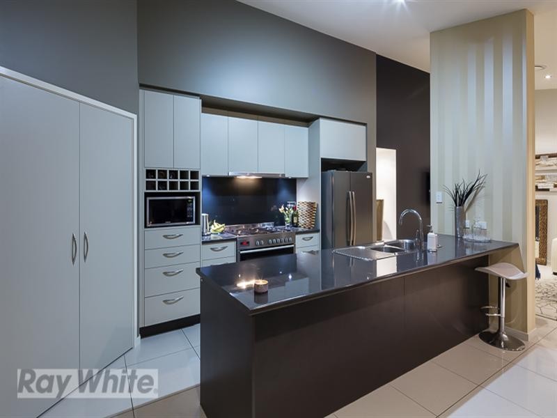 8 Grosgrain Court, Mount Cotton QLD 4165