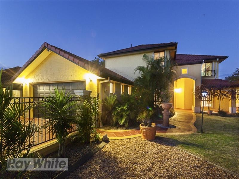 18 Gladebourne Crescent, Victoria Point QLD 4165