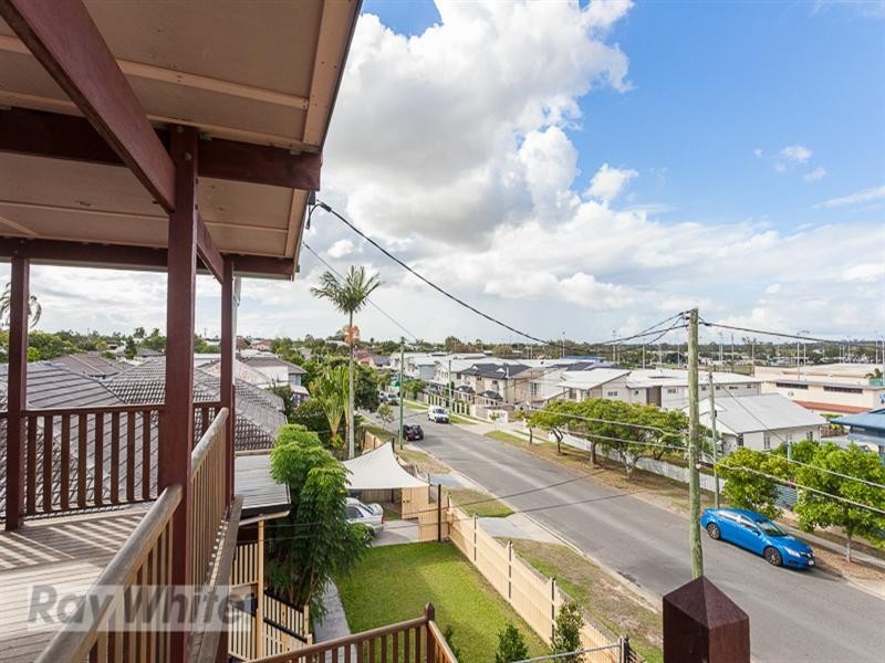 72 Adelaide Street, Carina QLD 4152