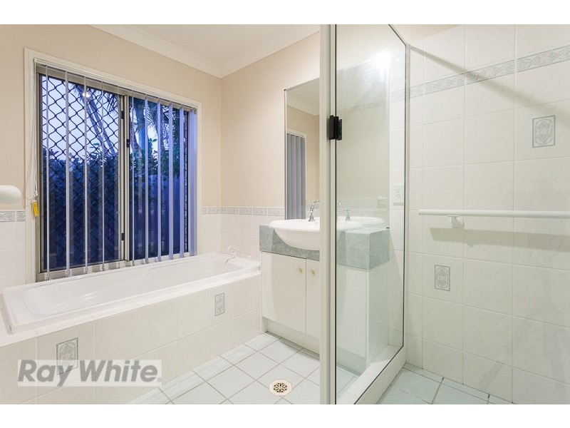 10 Marjorie Buckler Avenue, Redland Bay QLD 4165