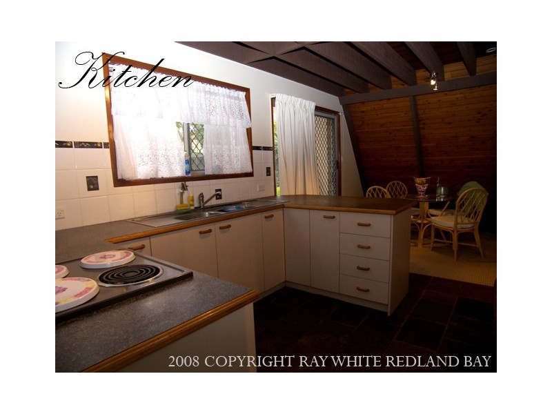 37 Torquay Road, Redland Bay QLD 4165