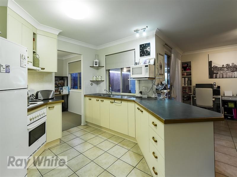 4 Achterberg Place, Victoria Point QLD 4165