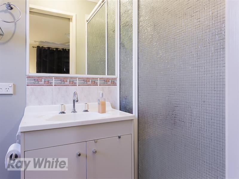 4 Achterberg Place, Victoria Point QLD 4165