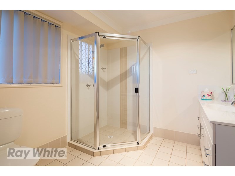 3 Pentecost Place, Redland Bay QLD 4165