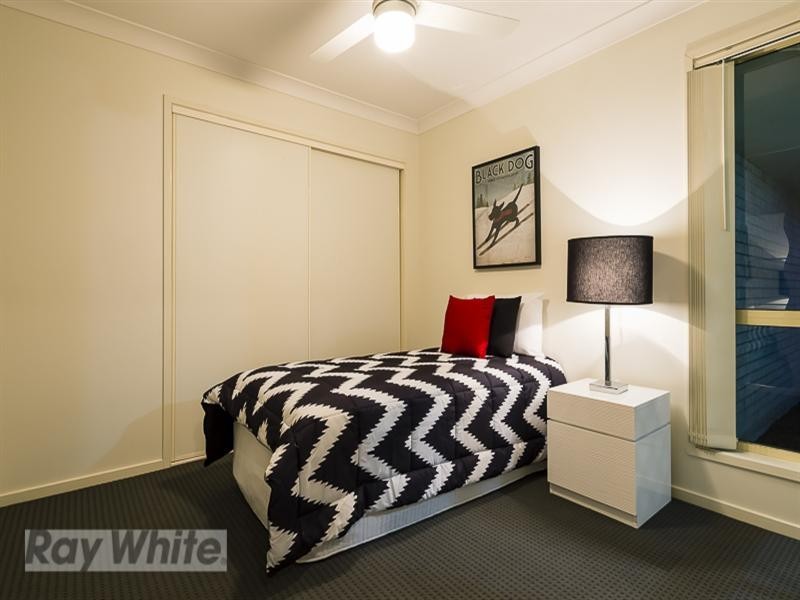 3 Creekside Cct West, Victoria Point QLD 4165