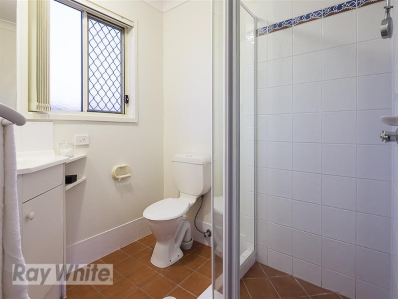 3 Creekside Cct West, Victoria Point QLD 4165