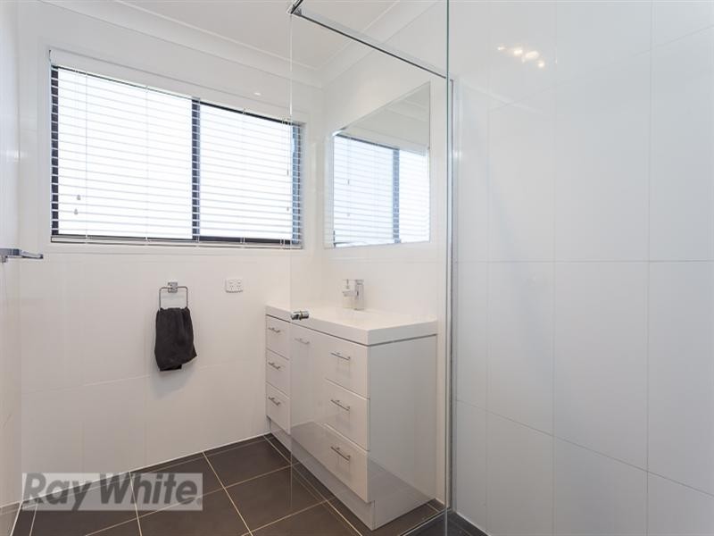 45 Jania Street, Redland Bay QLD 4165