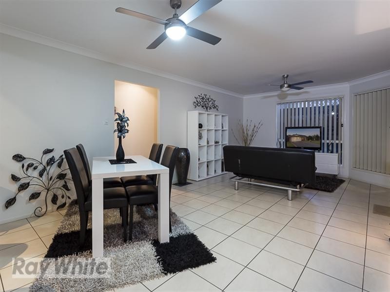 10 Timkelnik Crescent, Victoria Point QLD 4165